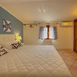 Pensión 49 Sea - By Host Hero
