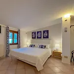 Pensión 49 Sea - By Host Hero 3*