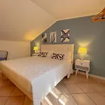 49 Sea - By Host Hero