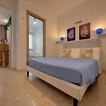 Pensión 49 Sea - By Host Hero